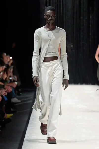 Look 8